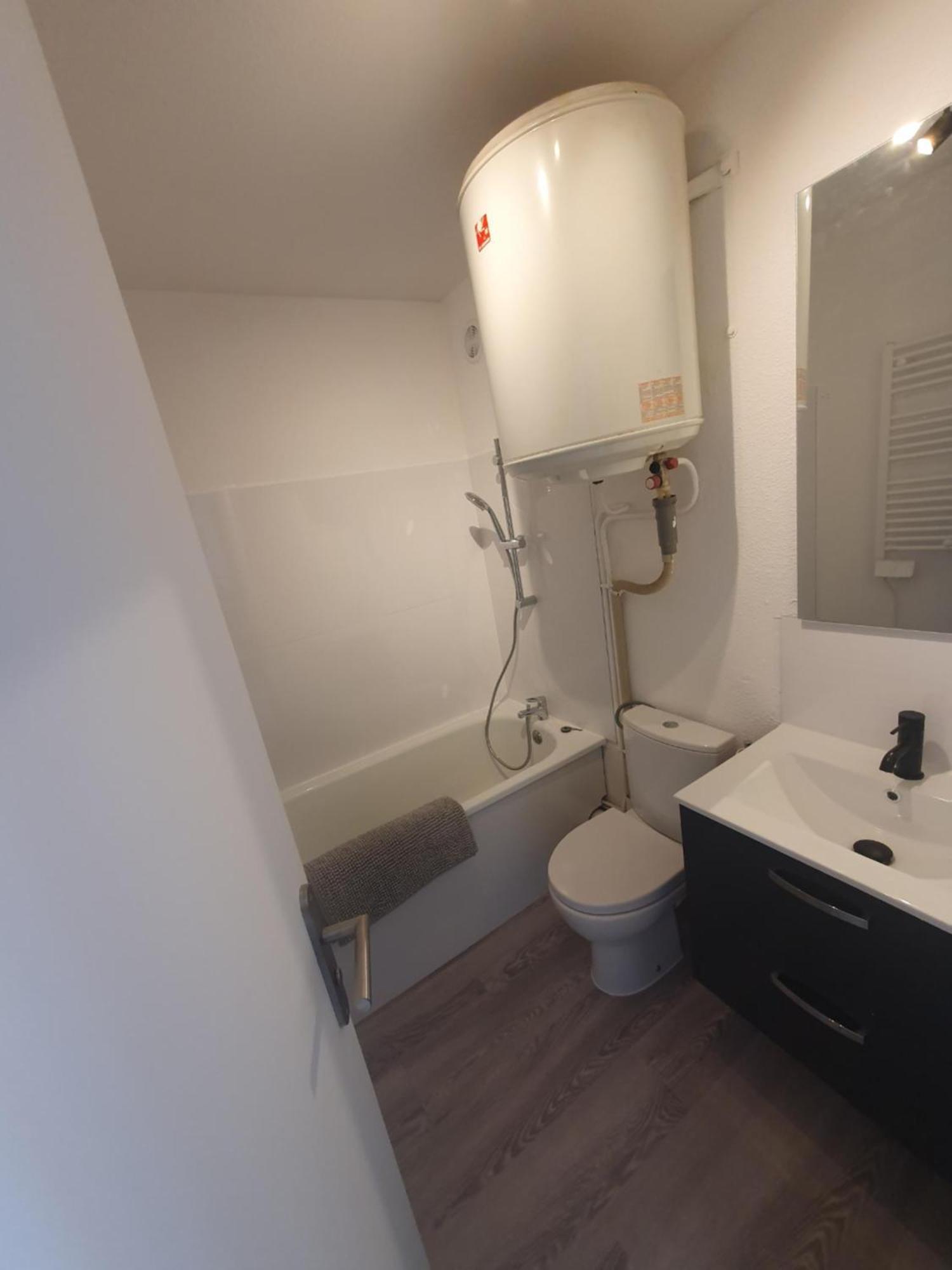 Les Terrasses De La Baronnie Appartement Climatise Avec 1 Chambre Et Piscine Ouverte Du 28 Mai 2025 Au 28 Septembre 2025 Le Grau-du-Roi Ngoại thất bức ảnh